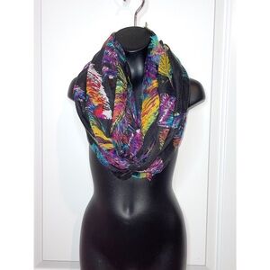 Feather print scarf